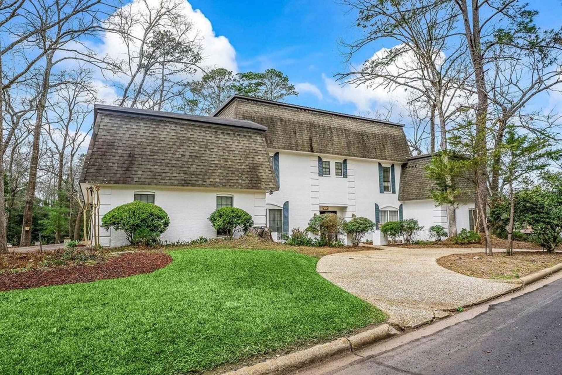 409 Cherry Hills, Huntsville, TX 77340